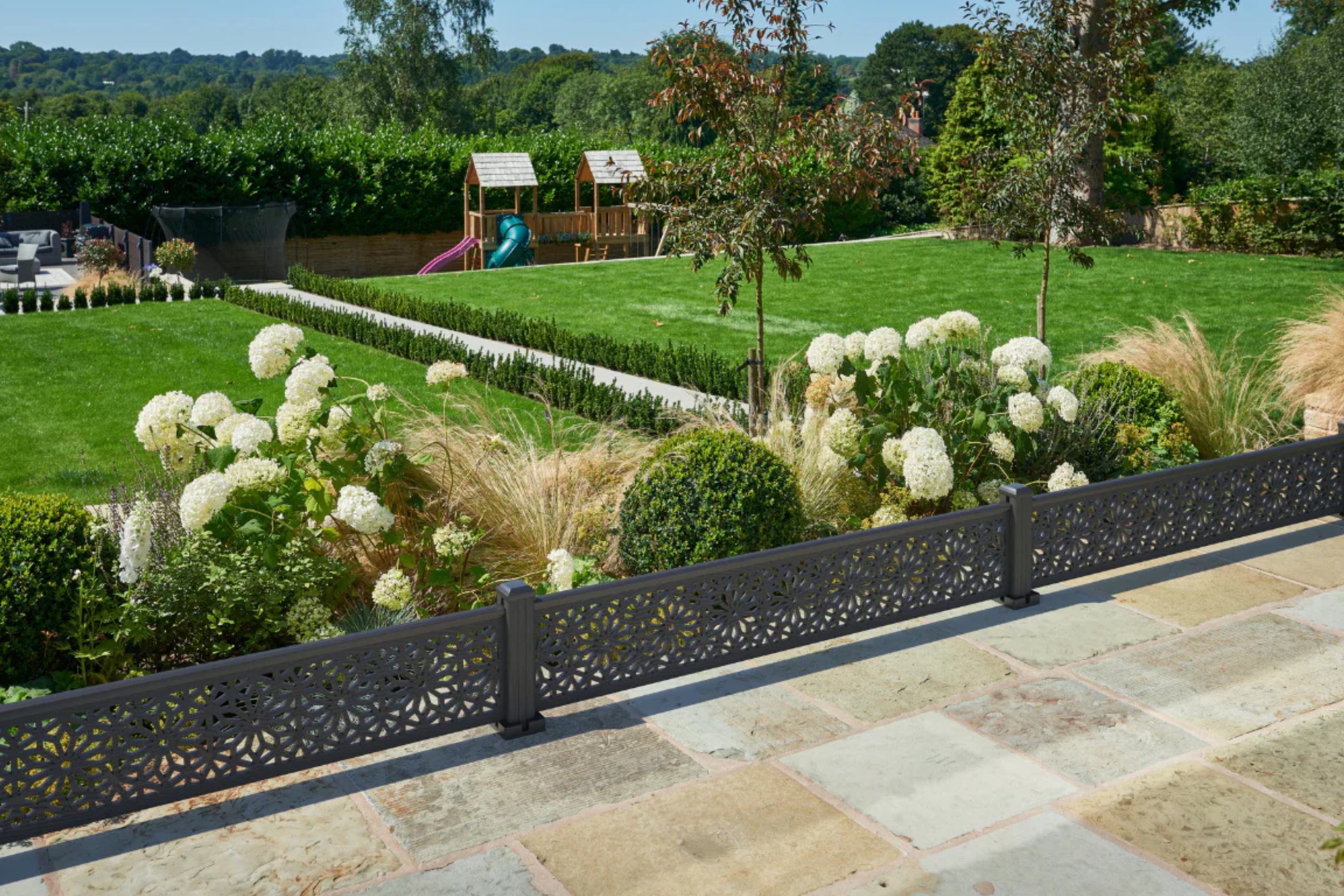 Top Tips to Appreciate Your Outdoor Space this National Gardening Day