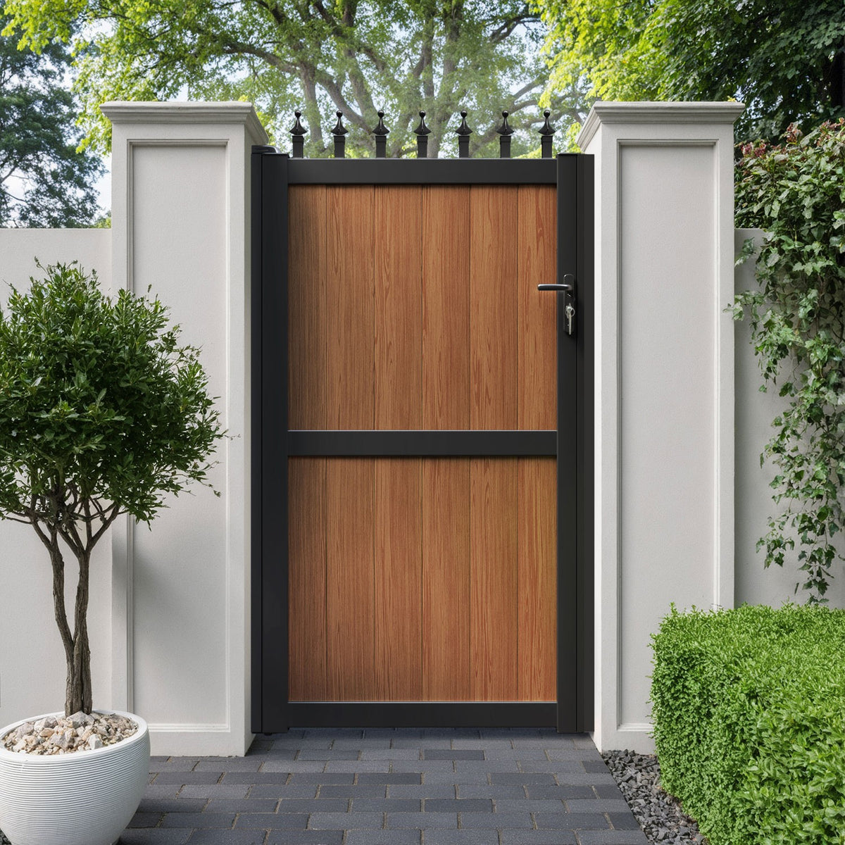 teak-black-yes-spiked