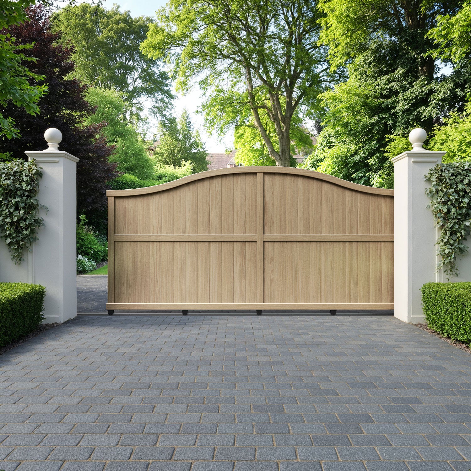 Manor Aluminium Sliding High Middle Driveway Gate