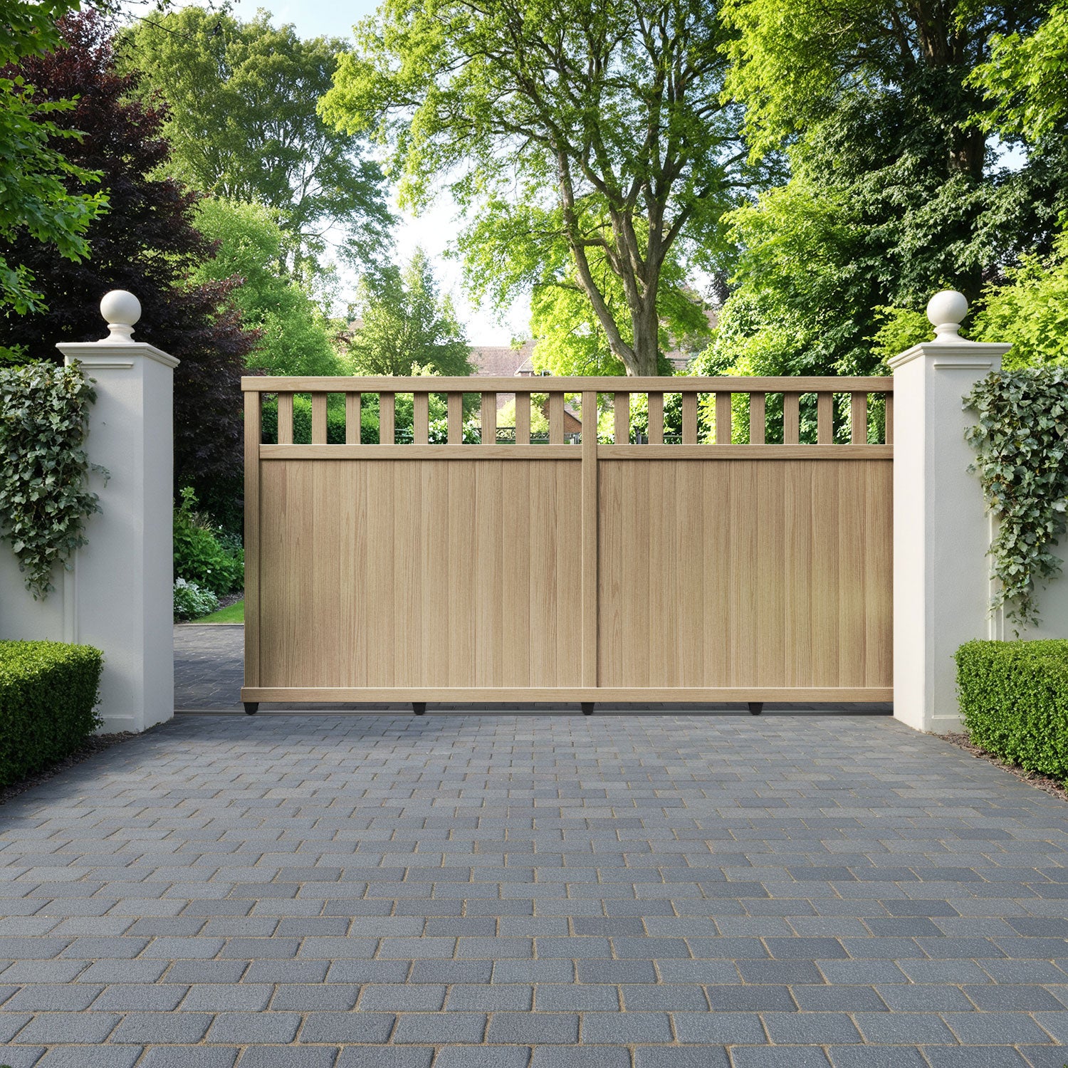 Chatsworth Aluminium Sliding Straight Top Driveway Gate