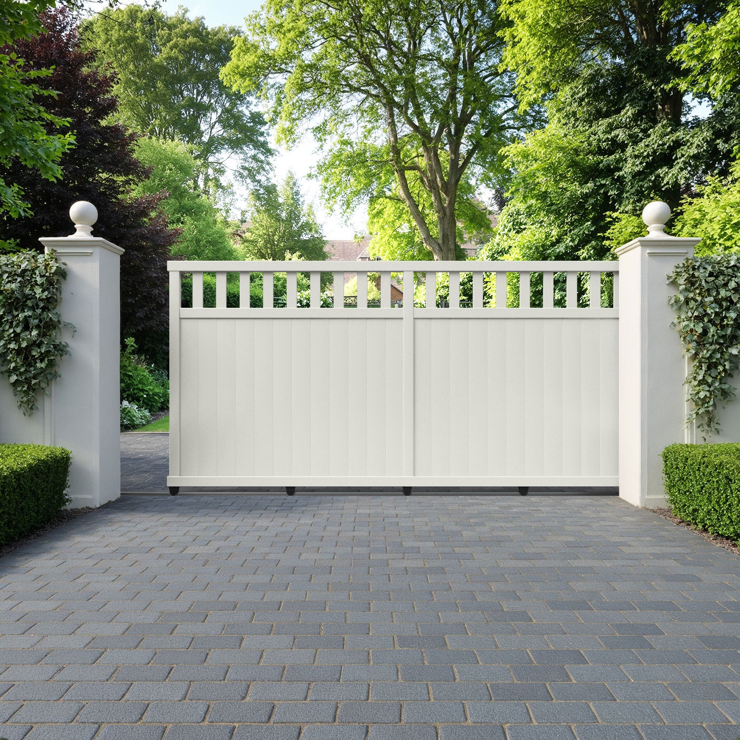 Chatsworth Aluminium Sliding Straight Top Driveway Gate