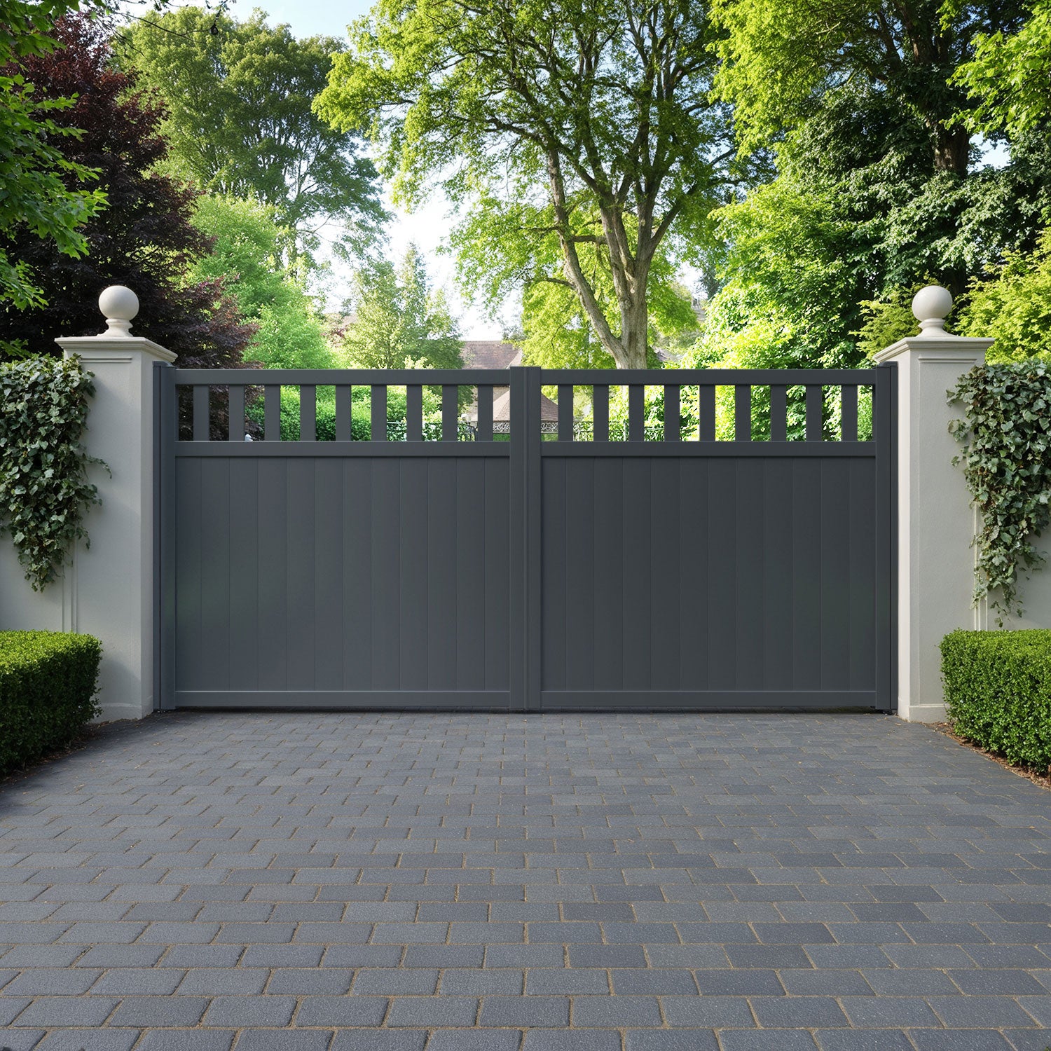 Chatsworth Aluminium Straight Top Driveway Gate