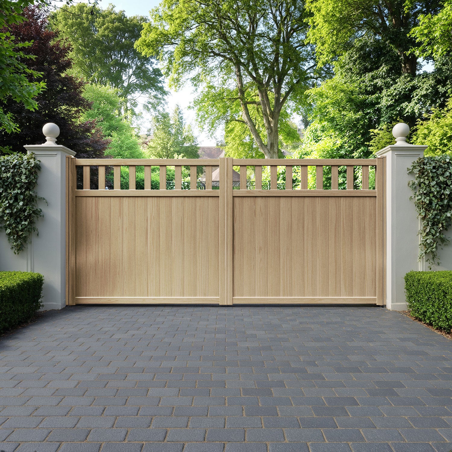Chatsworth Aluminium Straight Top Driveway Gate