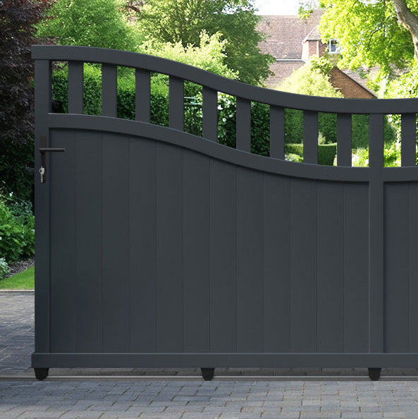 Chatsworth Aluminium Sliding Low Middle Driveway Gate