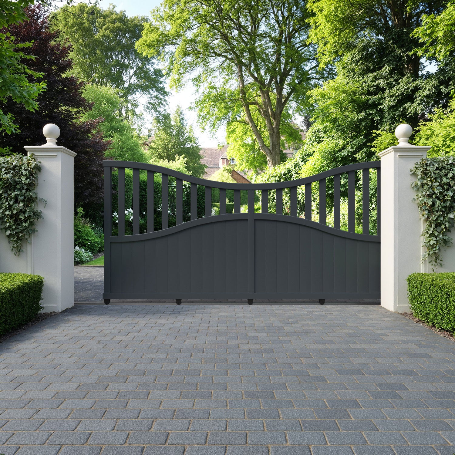 Bramble Aluminium Sliding Low Middle Driveway Gate