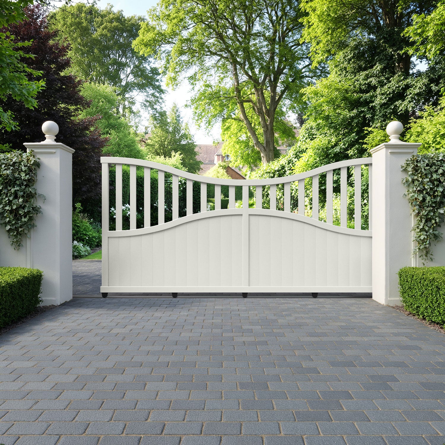 Bramble Aluminium Sliding Low Middle Driveway Gate