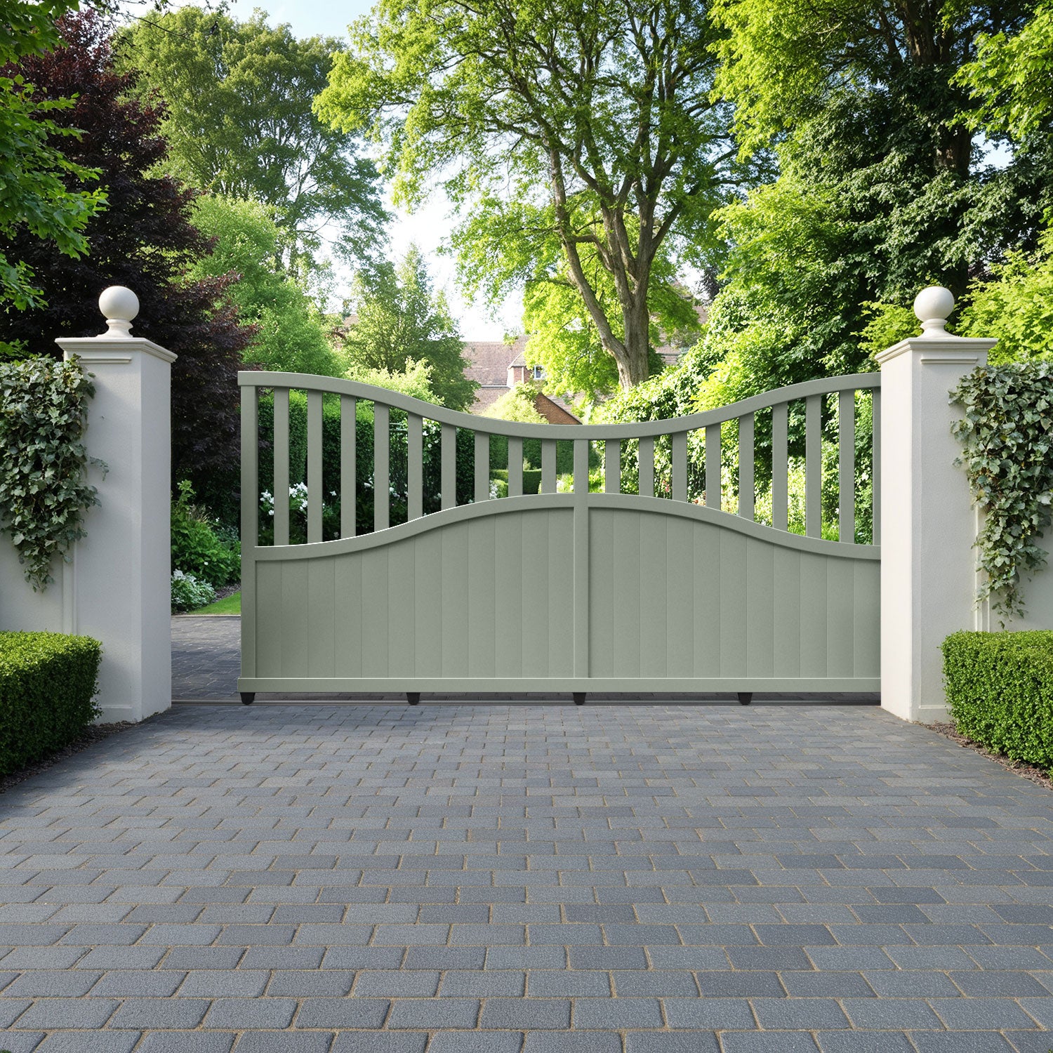 Bramble Aluminium Sliding Low Middle Driveway Gate