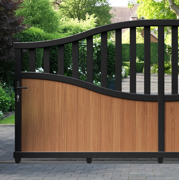 Bramble Aluminium Sliding High Middle Driveway Gate