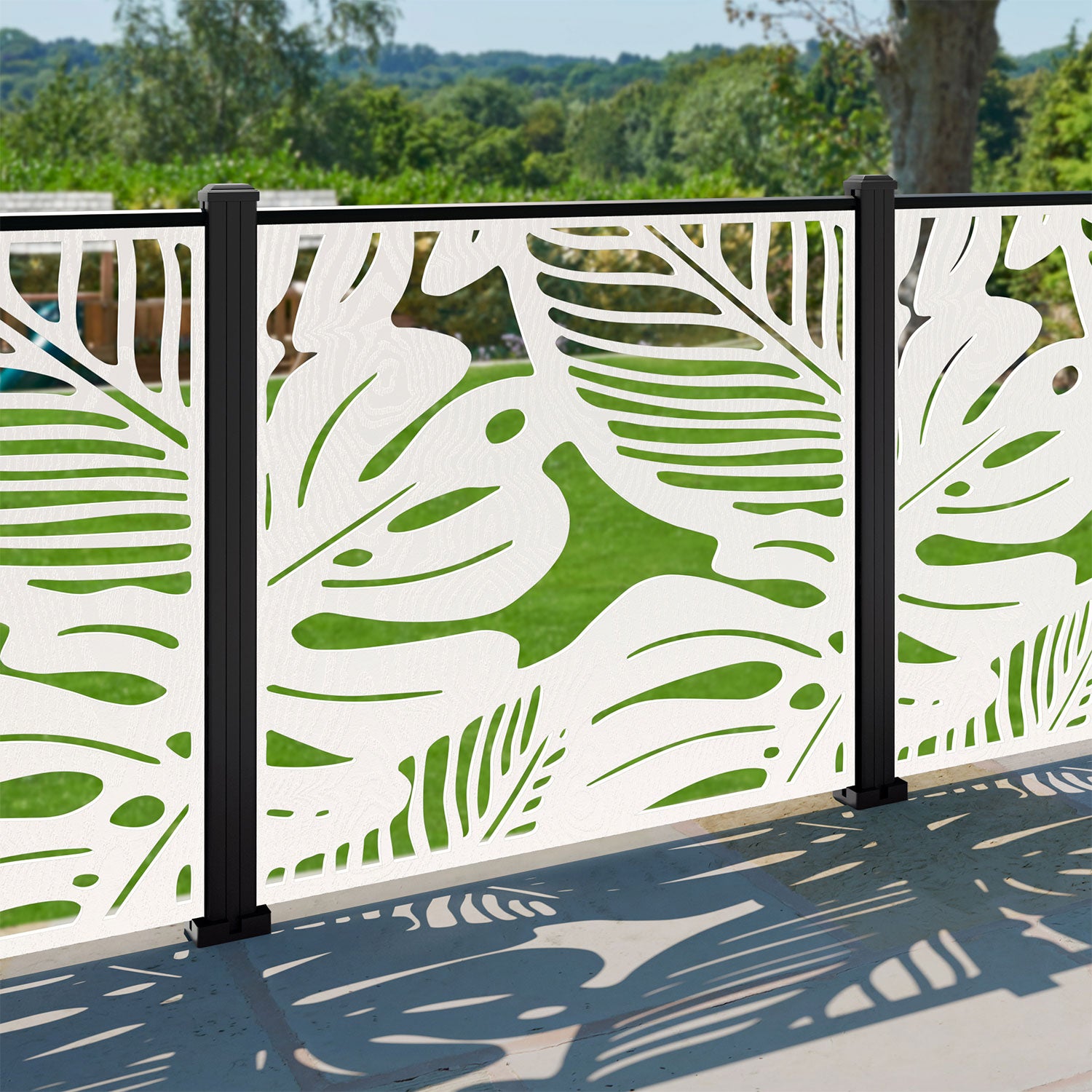 Fauna Decorative Fence - 120x120cm - with our composite posts