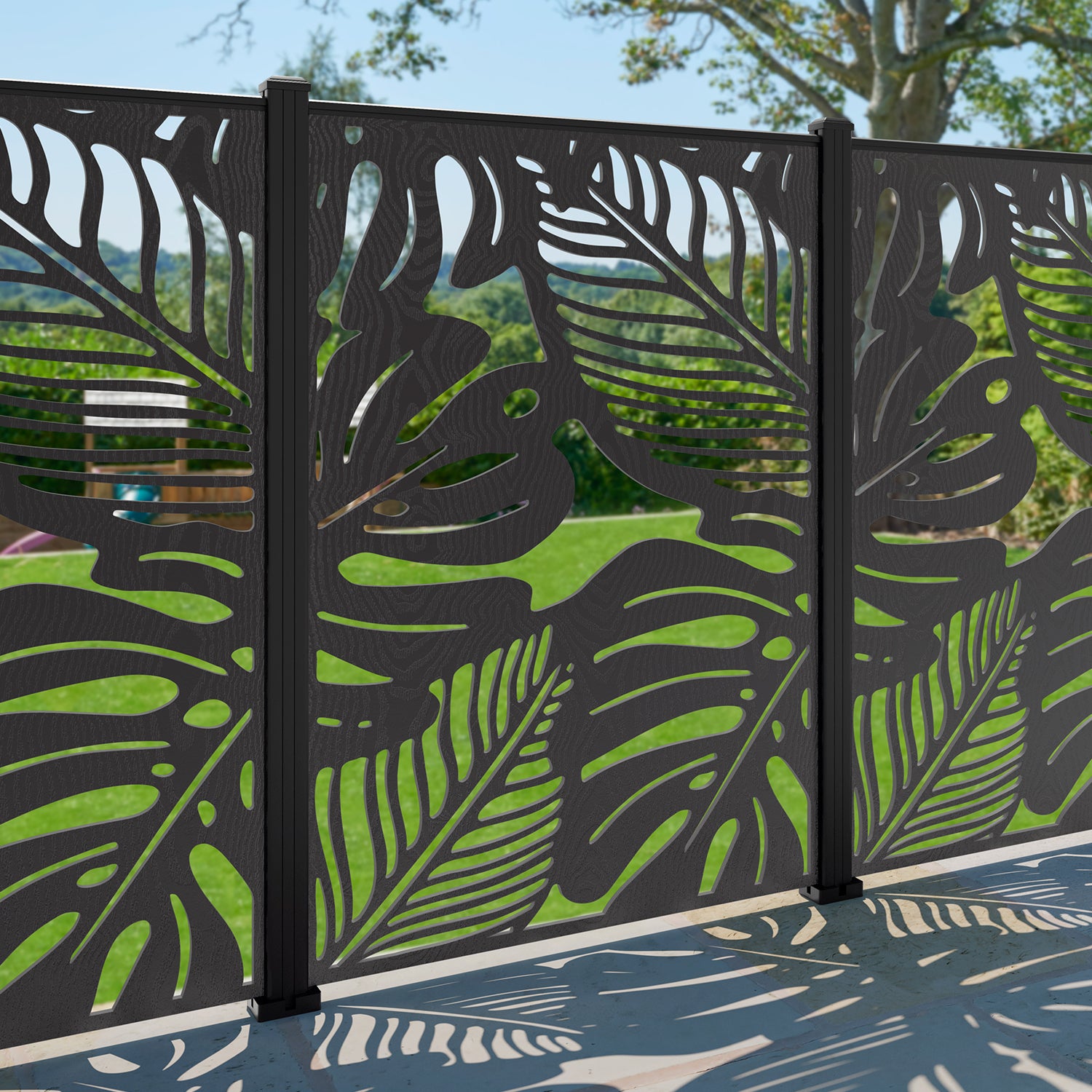Fauna Decorative Fence - 120x180cm - with our composite posts