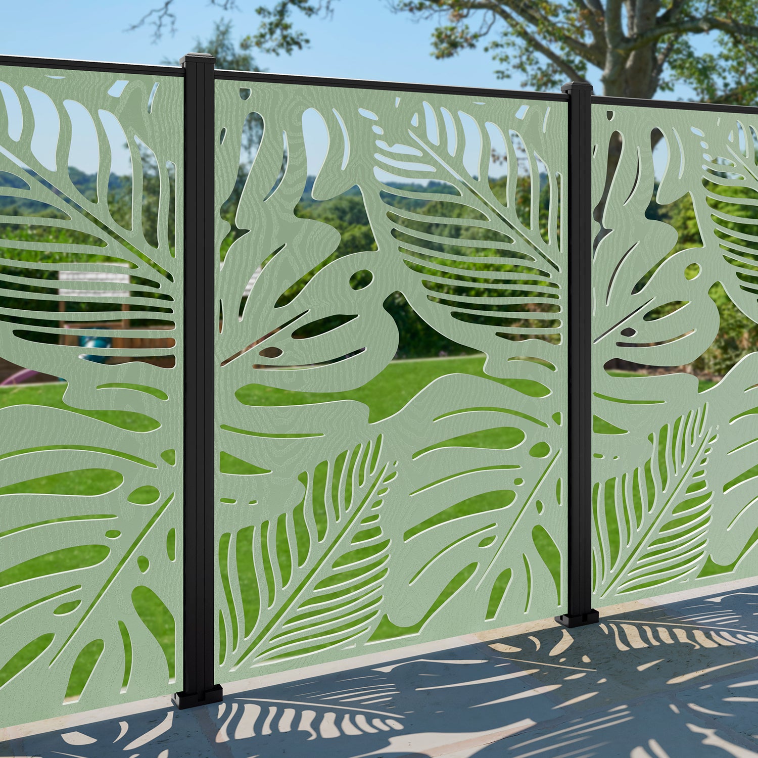 Fauna Decorative Fence - 120x180cm - with our composite posts