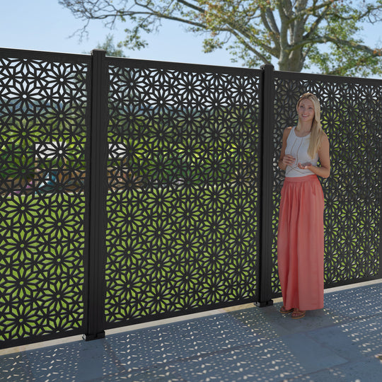 Narwa Decorative Fence - 120x180cm - with our composite posts