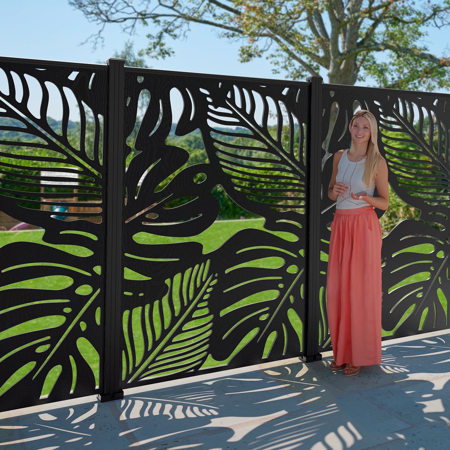 Fauna Decorative Fence - 120x180cm - with our aluminium posts
