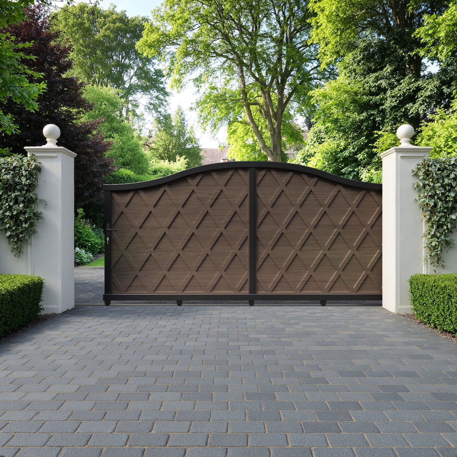Ashfield Aluminium Sliding High Middle Driveway Gate