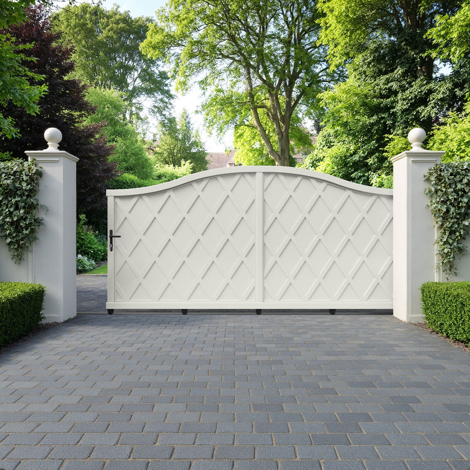 Ashfield Aluminium Sliding High Middle Driveway Gate