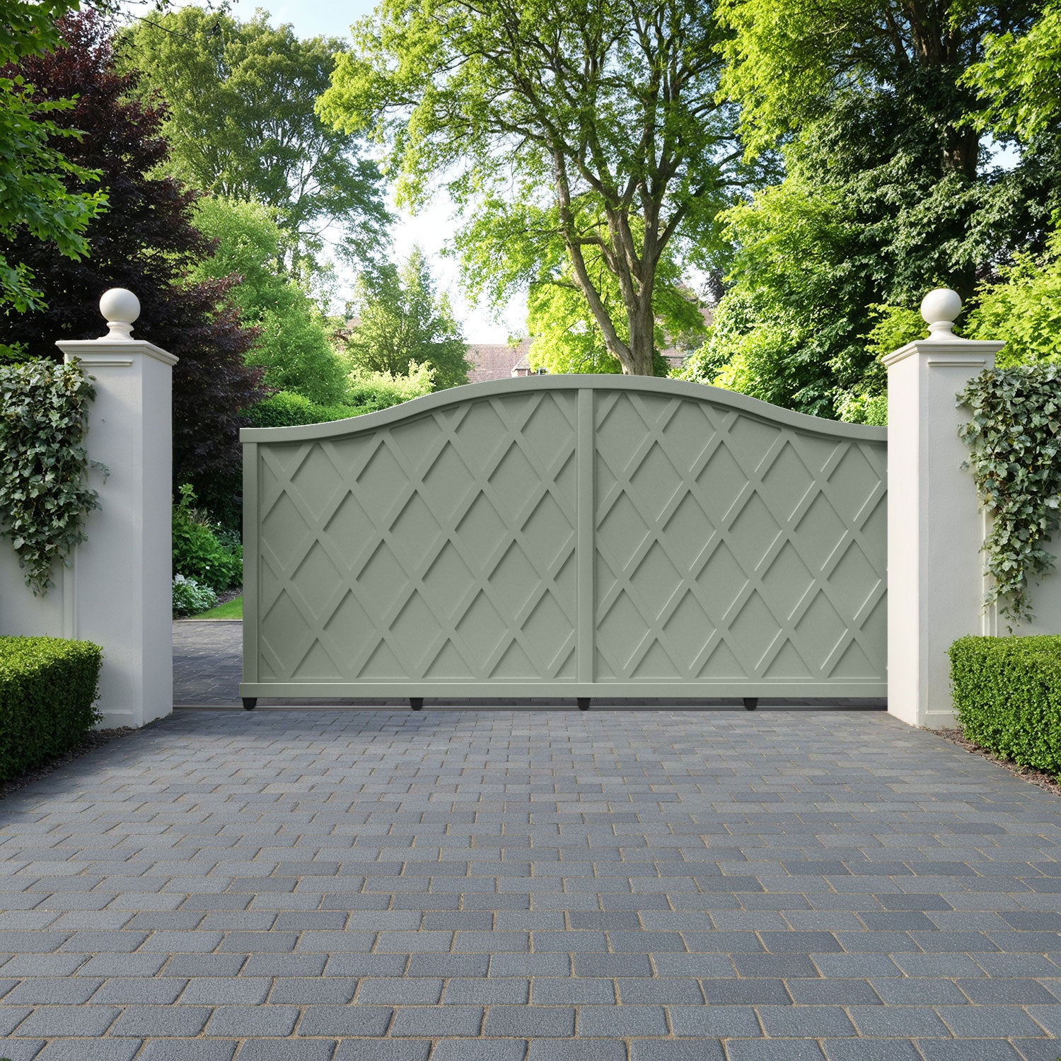 Ashfield Aluminium Sliding High Middle Driveway Gate