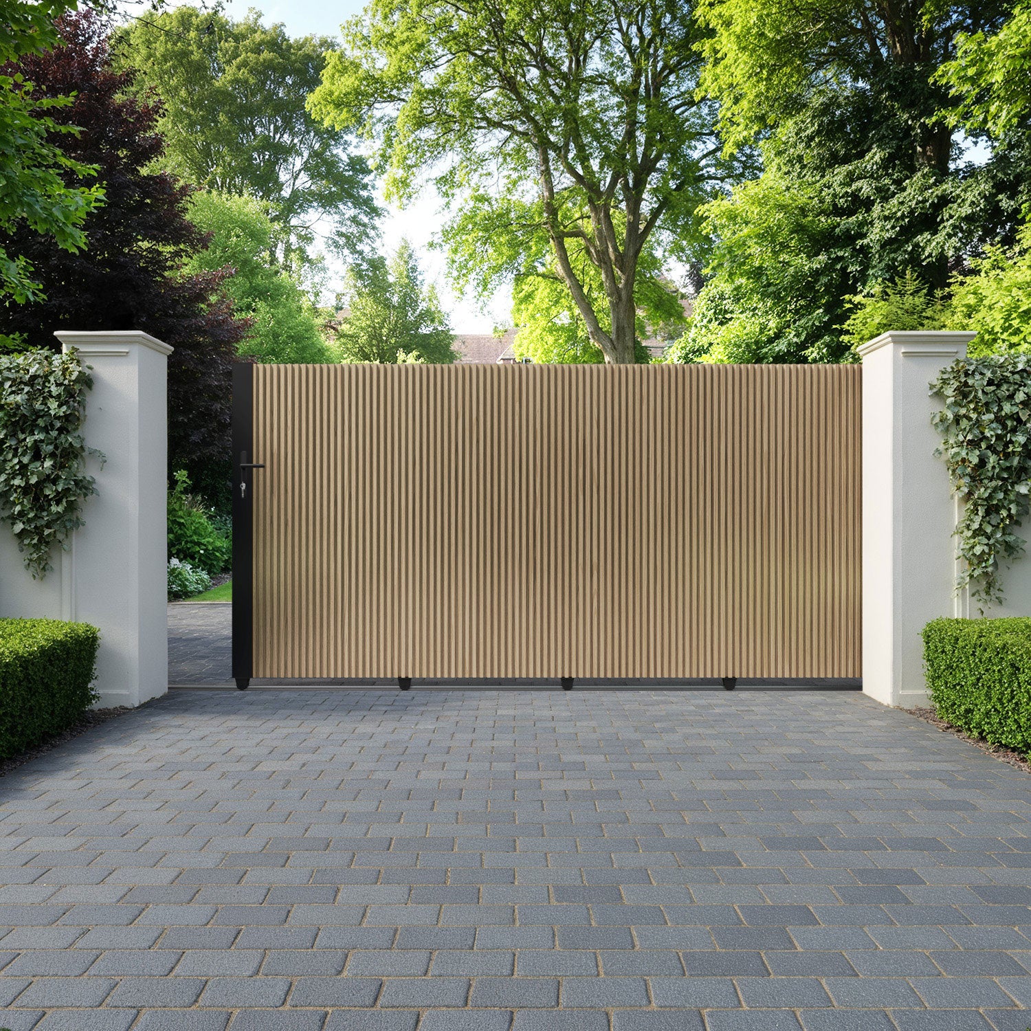 Vento Aluminium Sliding Straight Top Driveway Gate