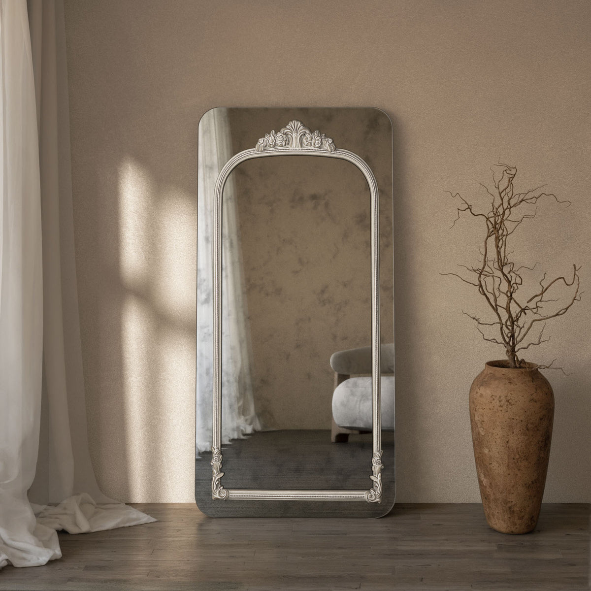 whitewash-antique-noled