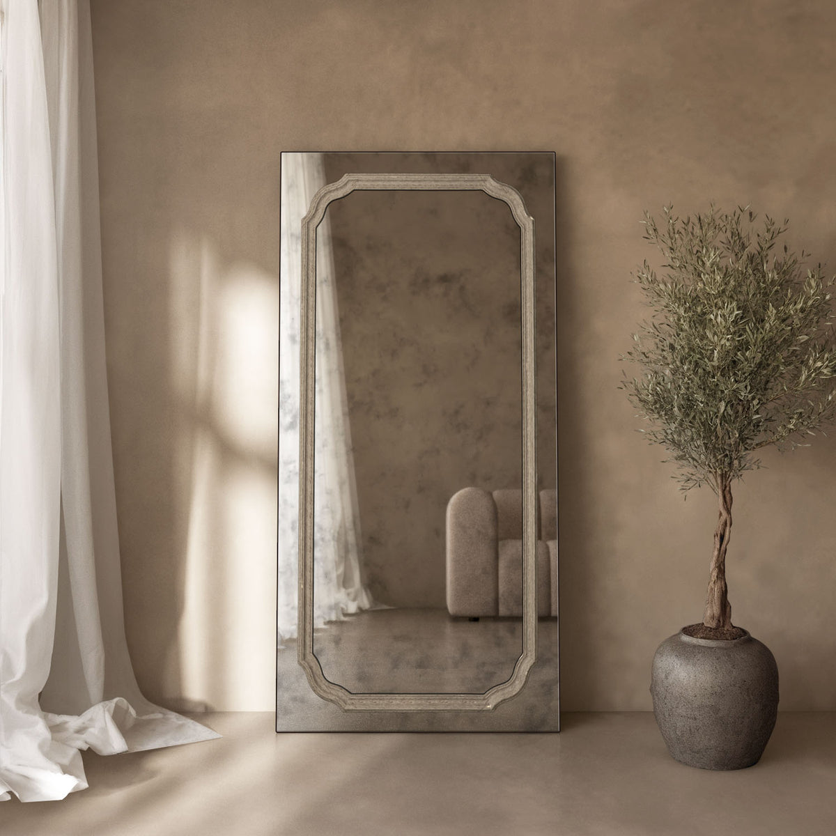 whitewash-antique-noled