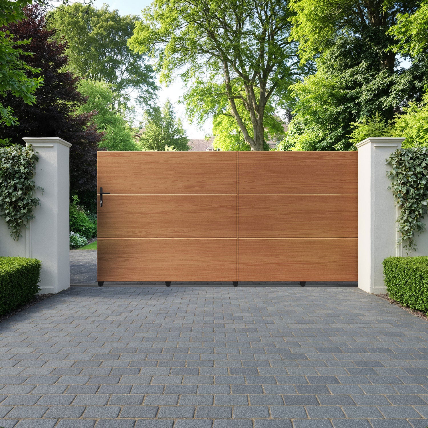Quanta Aluminium Sliding Straight Top Driveway Gate