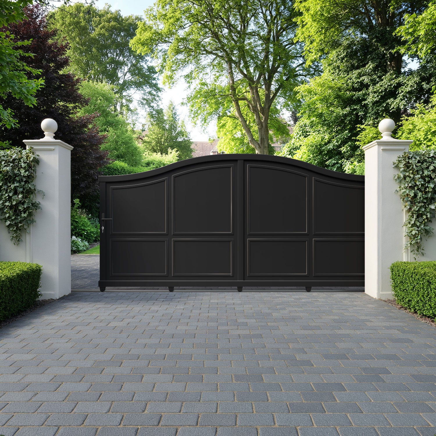 Cotswold Aluminium Sliding High Middle Driveway Gate
