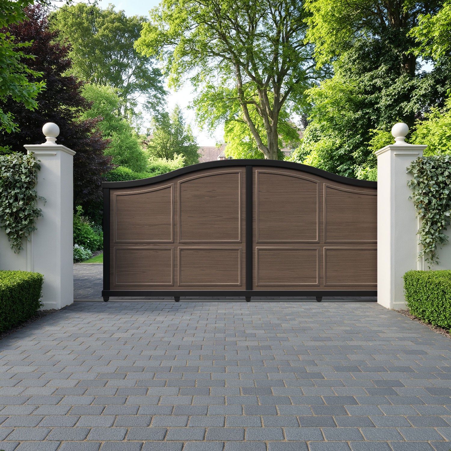 Cotswold Aluminium Sliding High Middle Driveway Gate