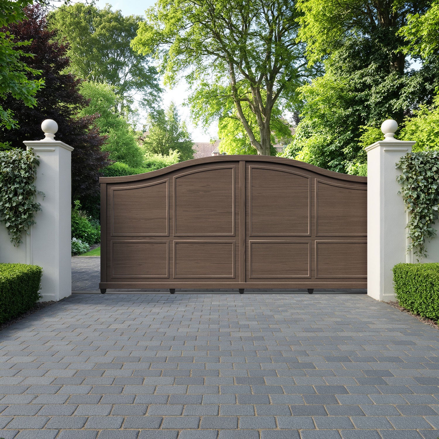 Cotswold Aluminium Sliding High Middle Driveway Gate