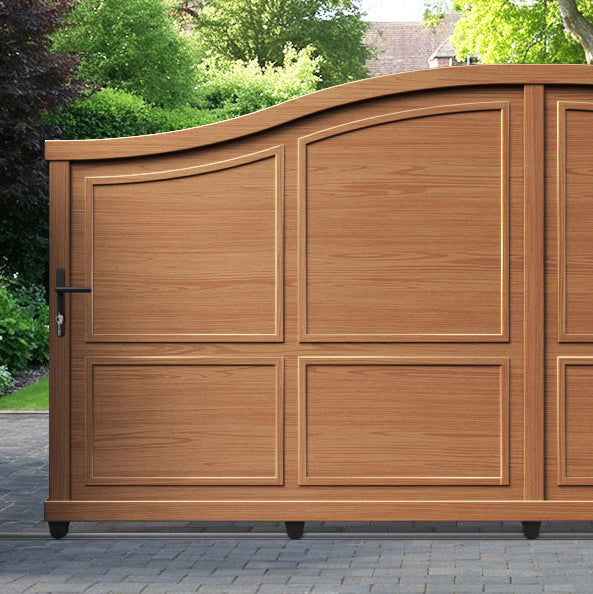 Cotswold Aluminium Sliding High Middle Driveway Gate