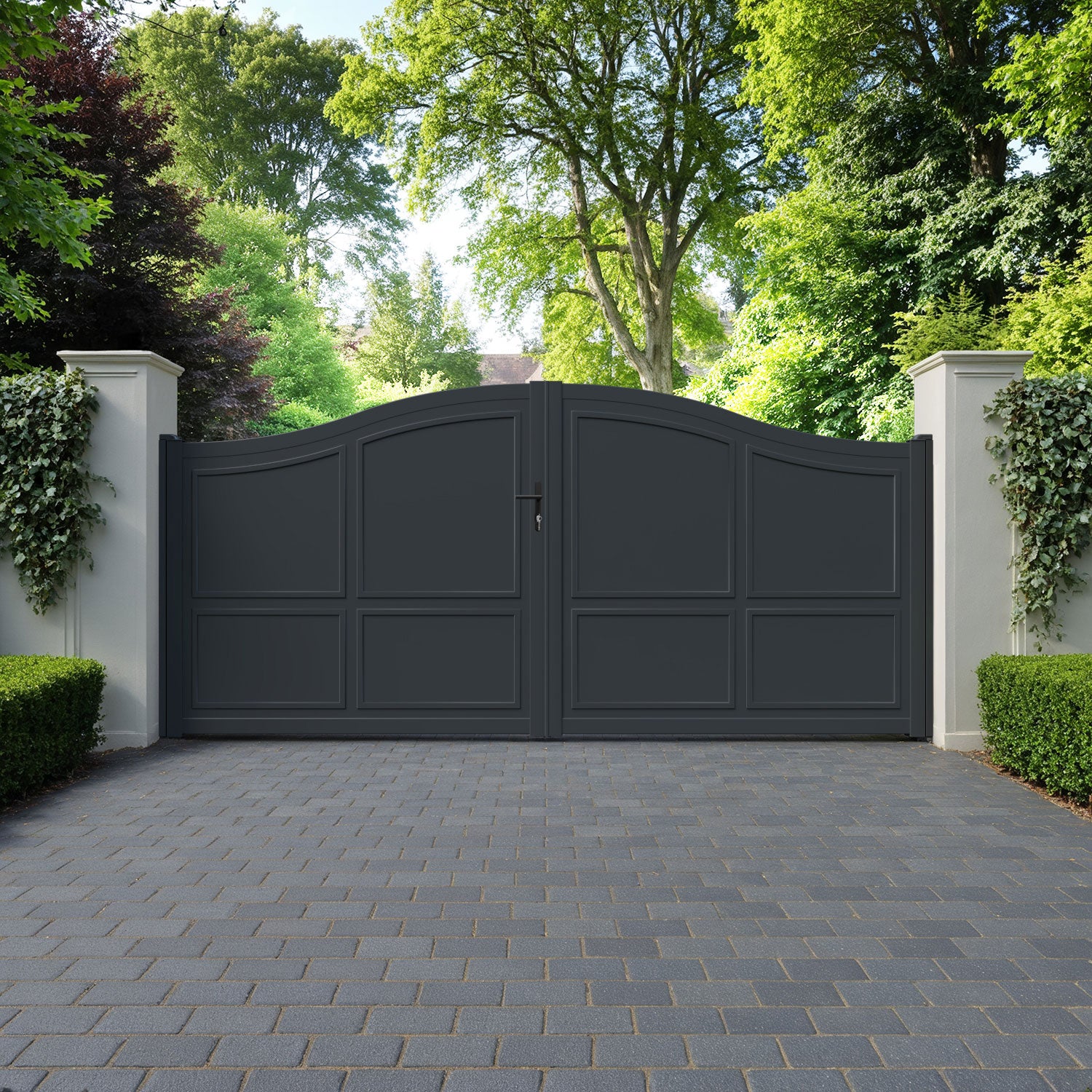 Cotswold Aluminium High Middle Driveway Gate