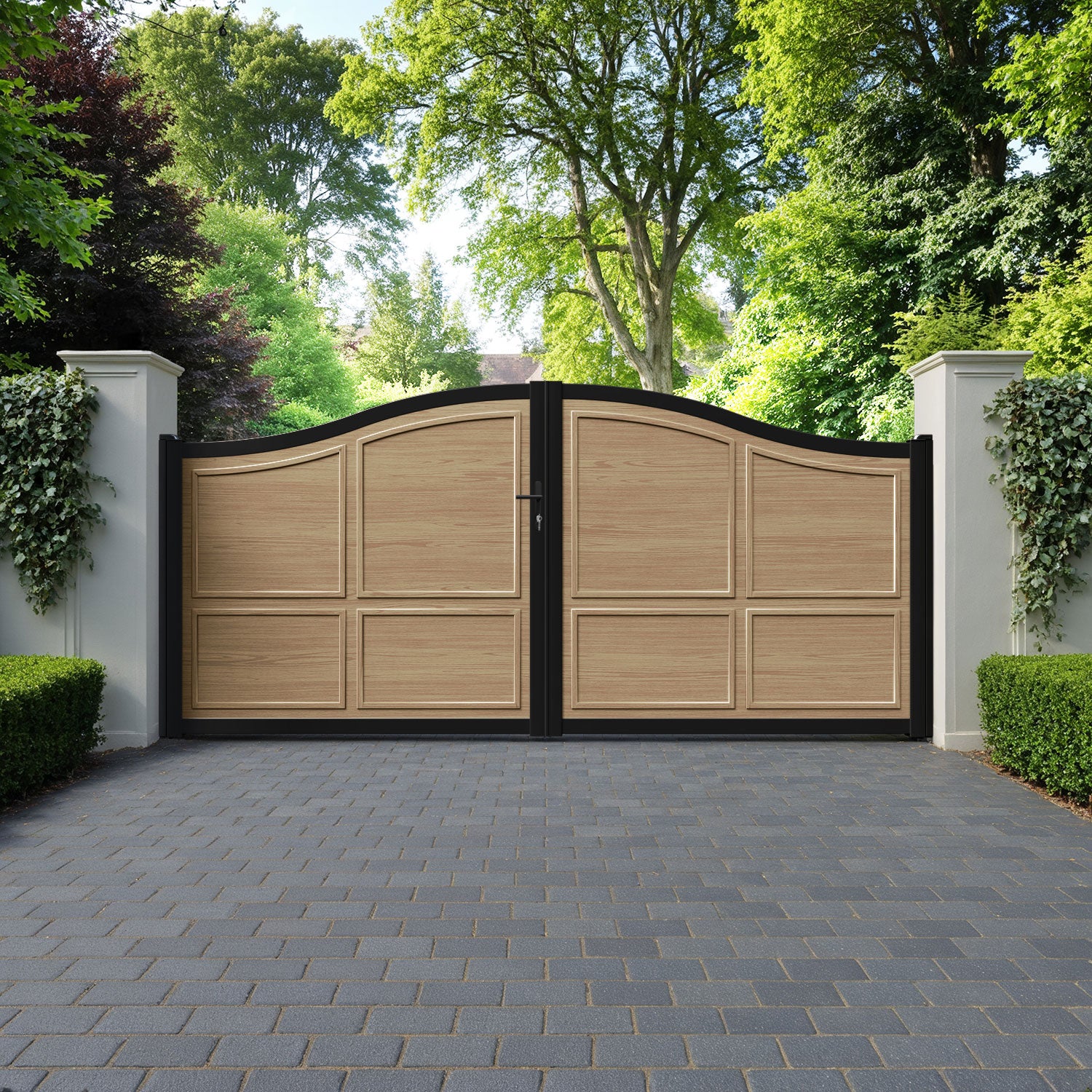 Cotswold Aluminium High Middle Driveway Gate
