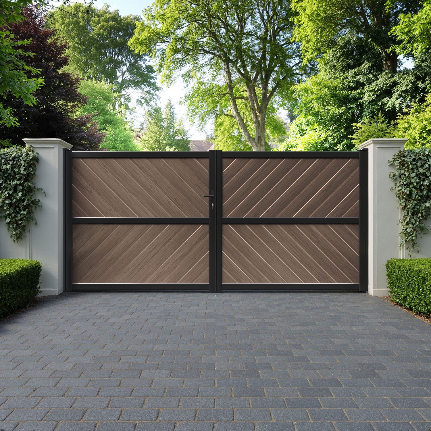 Sudbury Aluminium Straight Top Driveway Gate