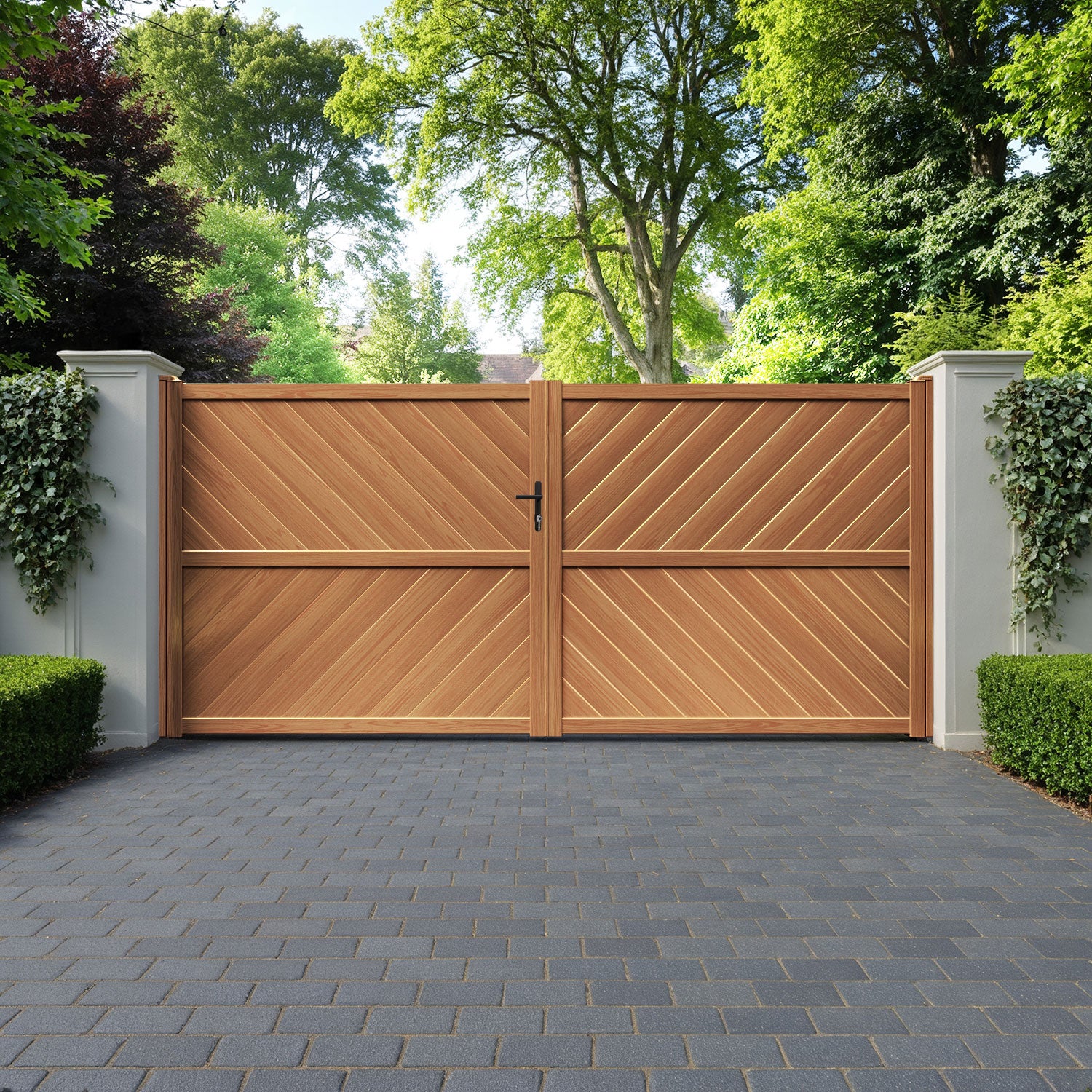 Sudbury Aluminium Straight Top Driveway Gate