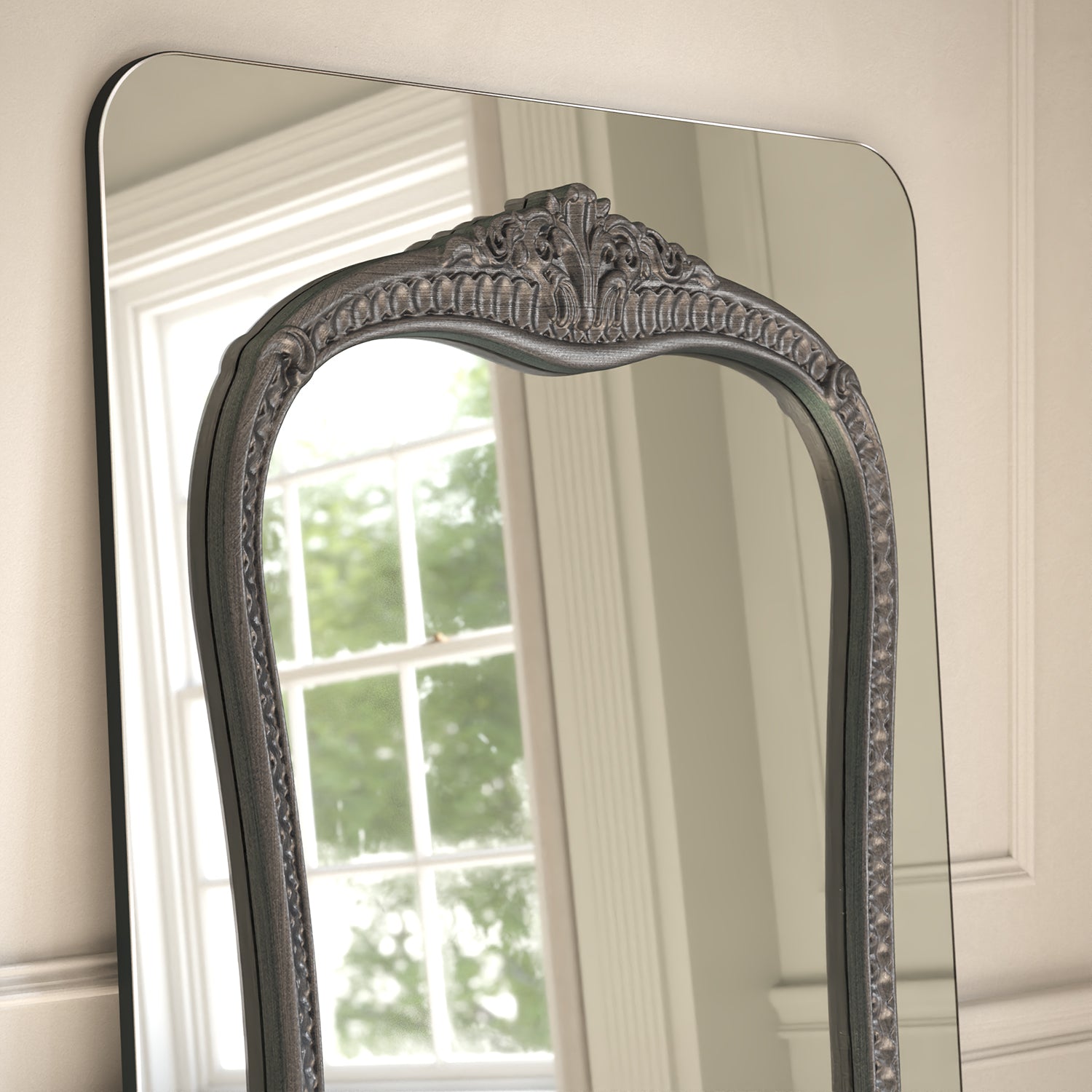 Barocco Frame Within Rounded Rectangle Full-Length Leaner Mirror