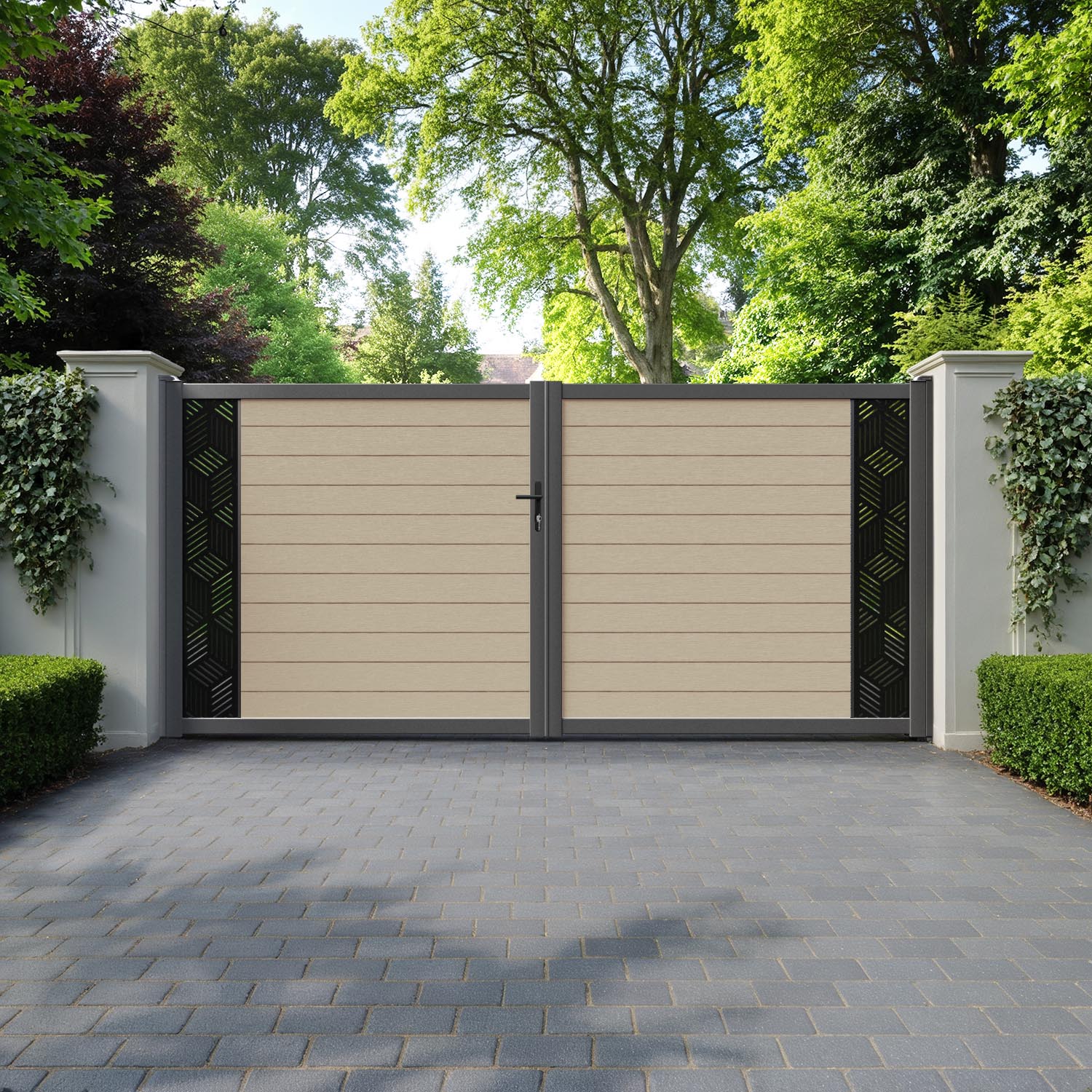 Fusion Cubed Straight Top Driveway Gate - Light Oak - End Screen