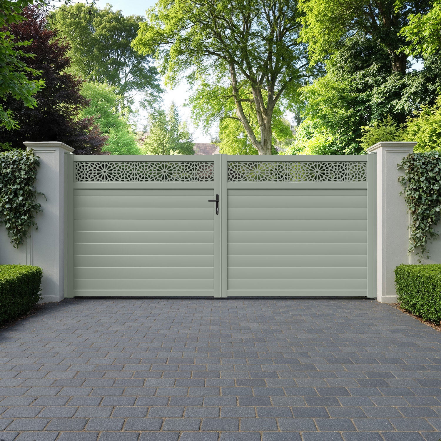 Alnara Aluminium Straight Top Driveway Gate