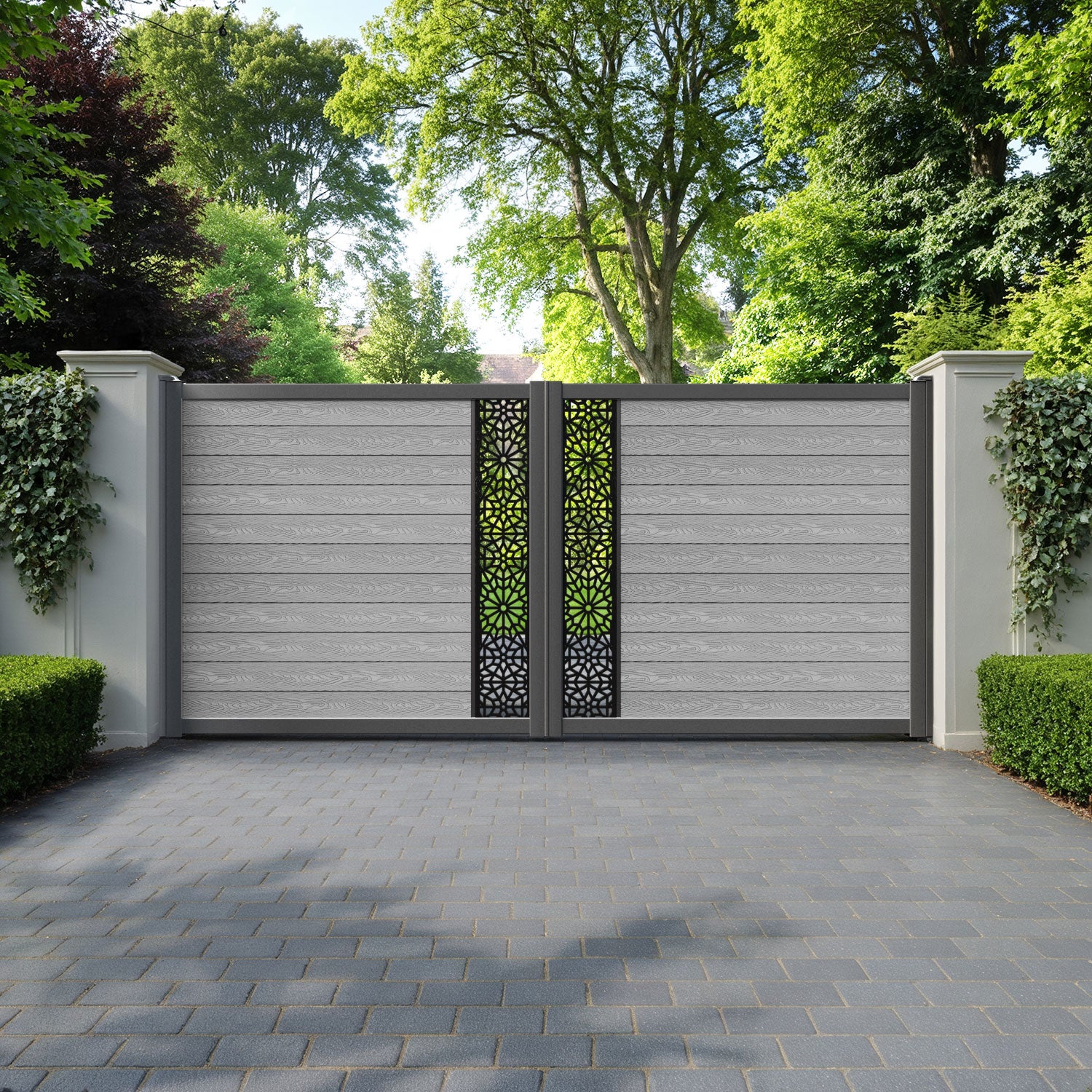 Classic Alnara Straight Top Driveway Gate - Light Grey - Middle Screen