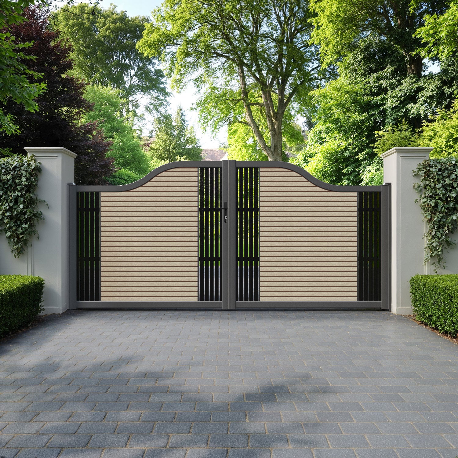 Hudson Aspen Curved Top Driveway Gate - Light Oak- Middle & End Screen