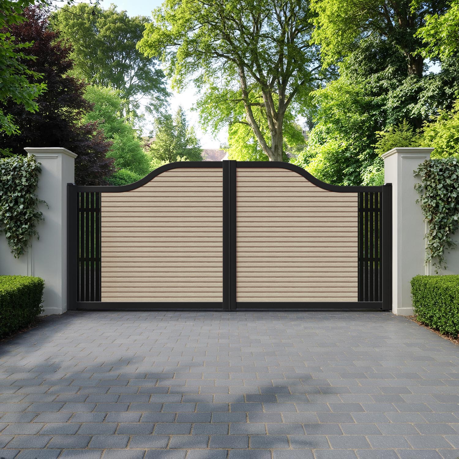 Hudson Aspen Curved Top Driveway Gate - Light Oak- End Screen