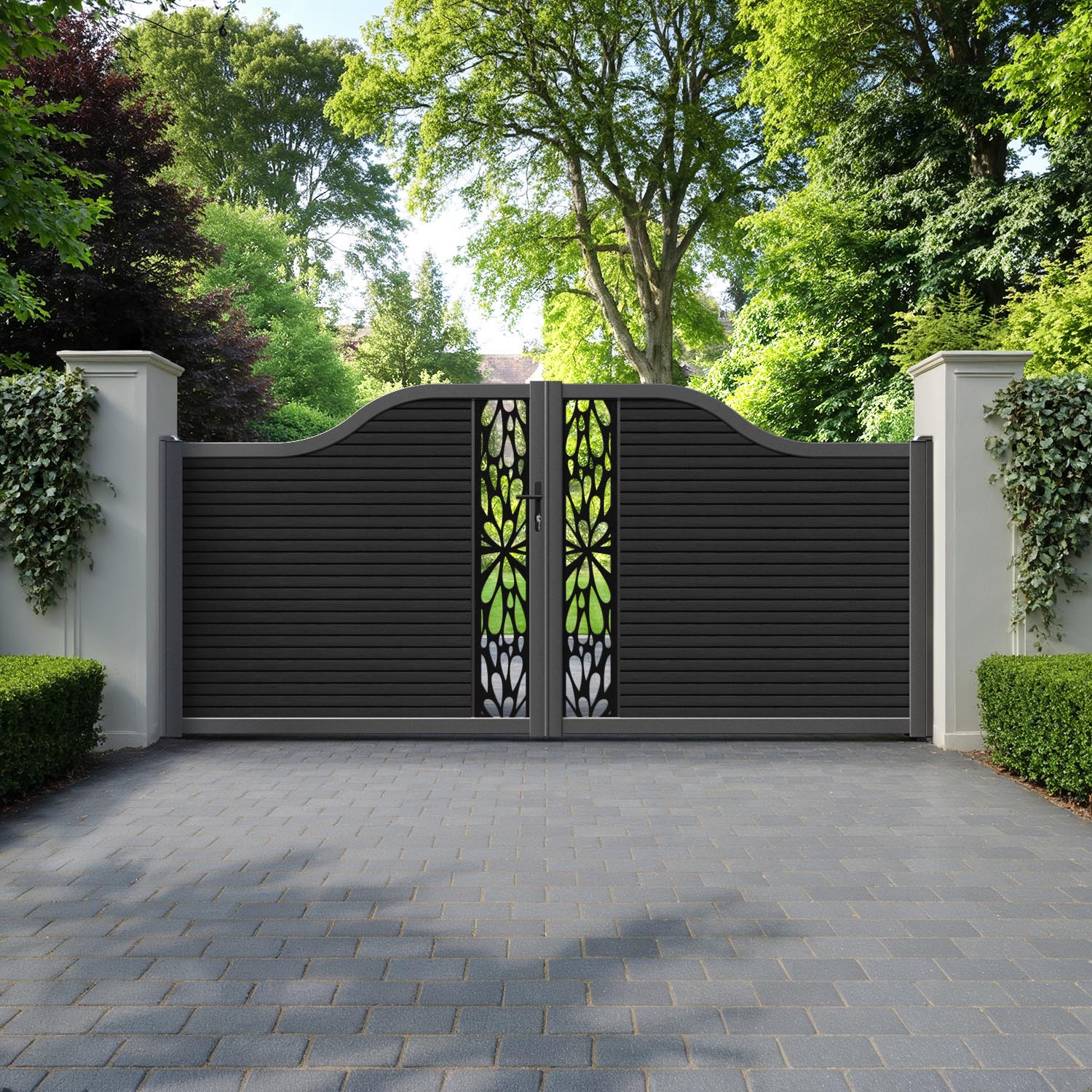 Hudson Blossom Curved Top Driveway Gate - Black - Middle Screen