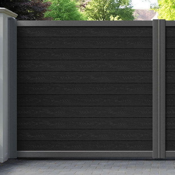 Classic Black Straight Top Driveway Gate