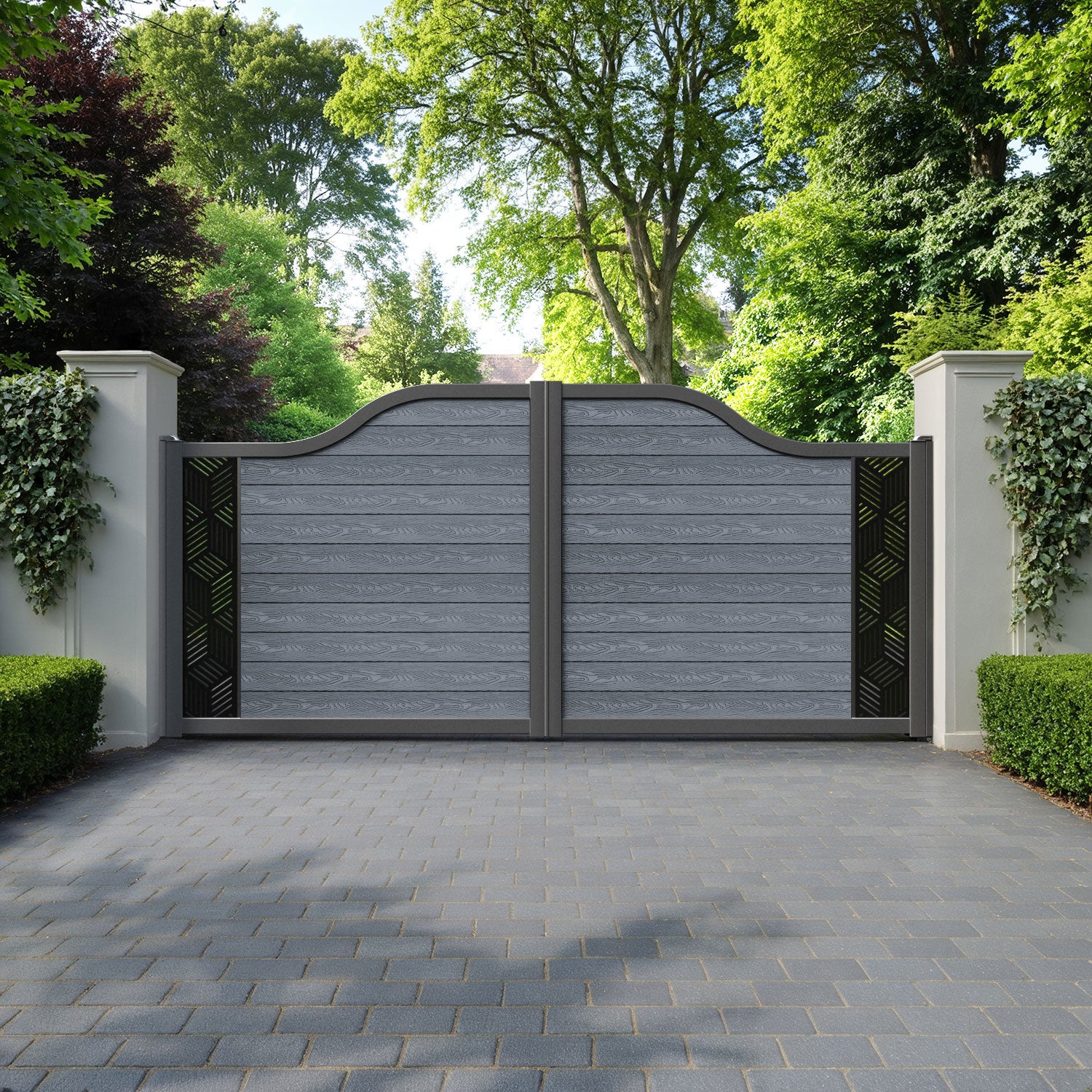 Classic Cubed Curved Top Driveway Gate - Anthracite - End Screen