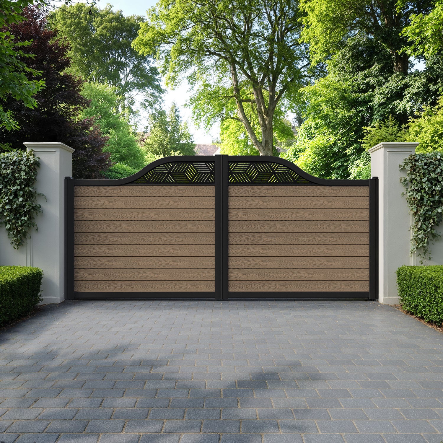 Classic Cubed Curved Top Driveway Gate - Teak - Top Screen