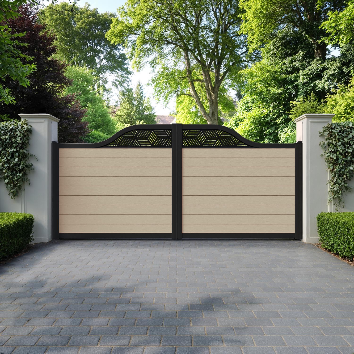 Fusion Cubed Curved Top Driveway Gate - Light Oak - Top Screen