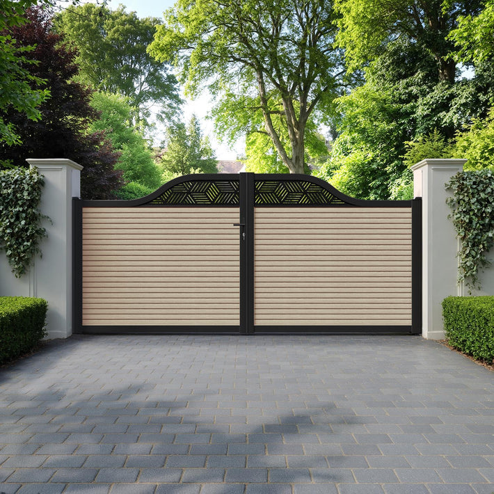 Hudson Cubed Curved Top Driveway Gate - Light Oak- Top Screen