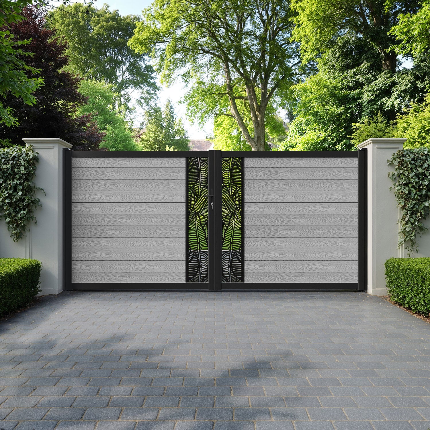 Classic Feather Straight Top Driveway Gate - Light Grey - Middle Screen