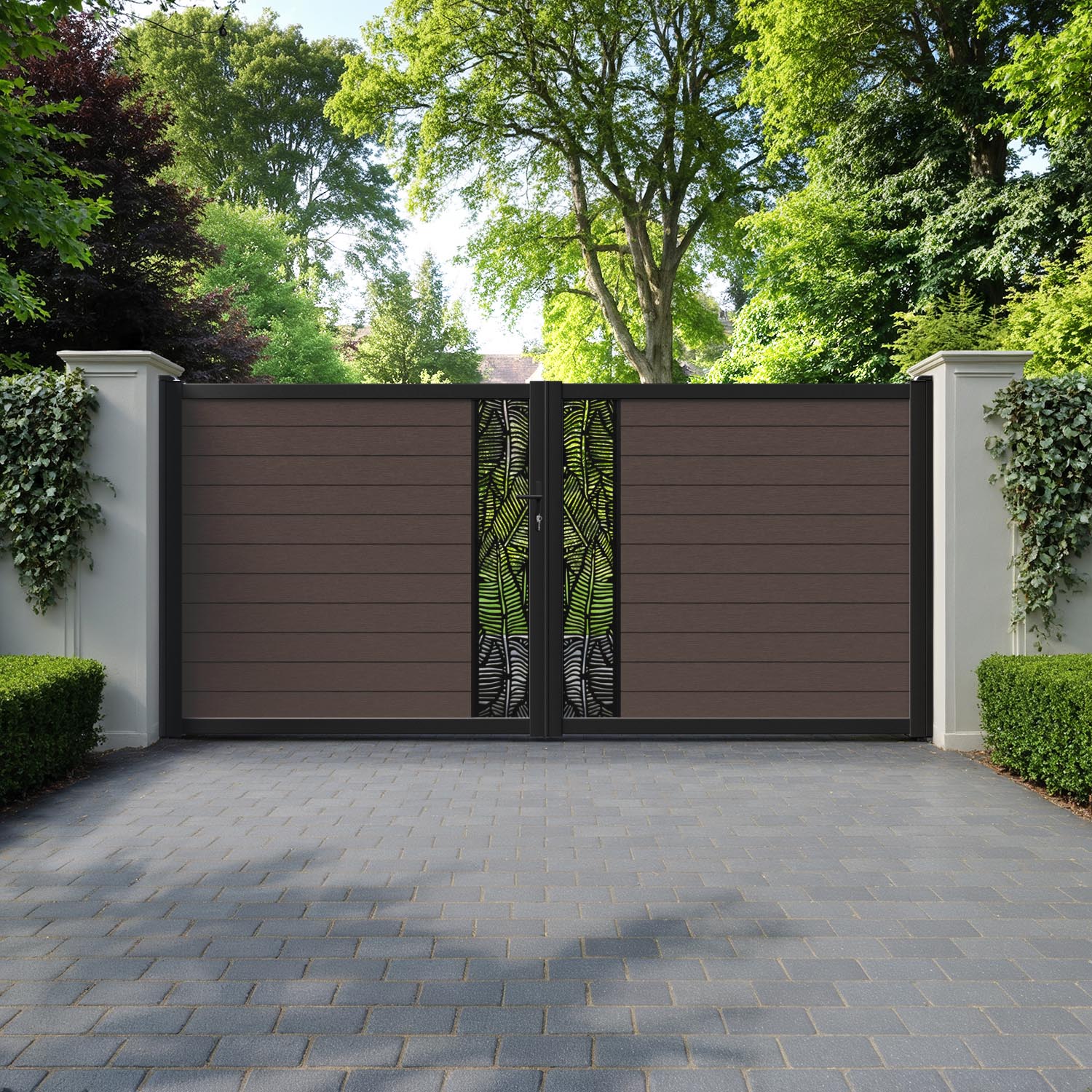 Fusion Feather Straight Top Driveway Gate - Mid Brown - Middle Screen