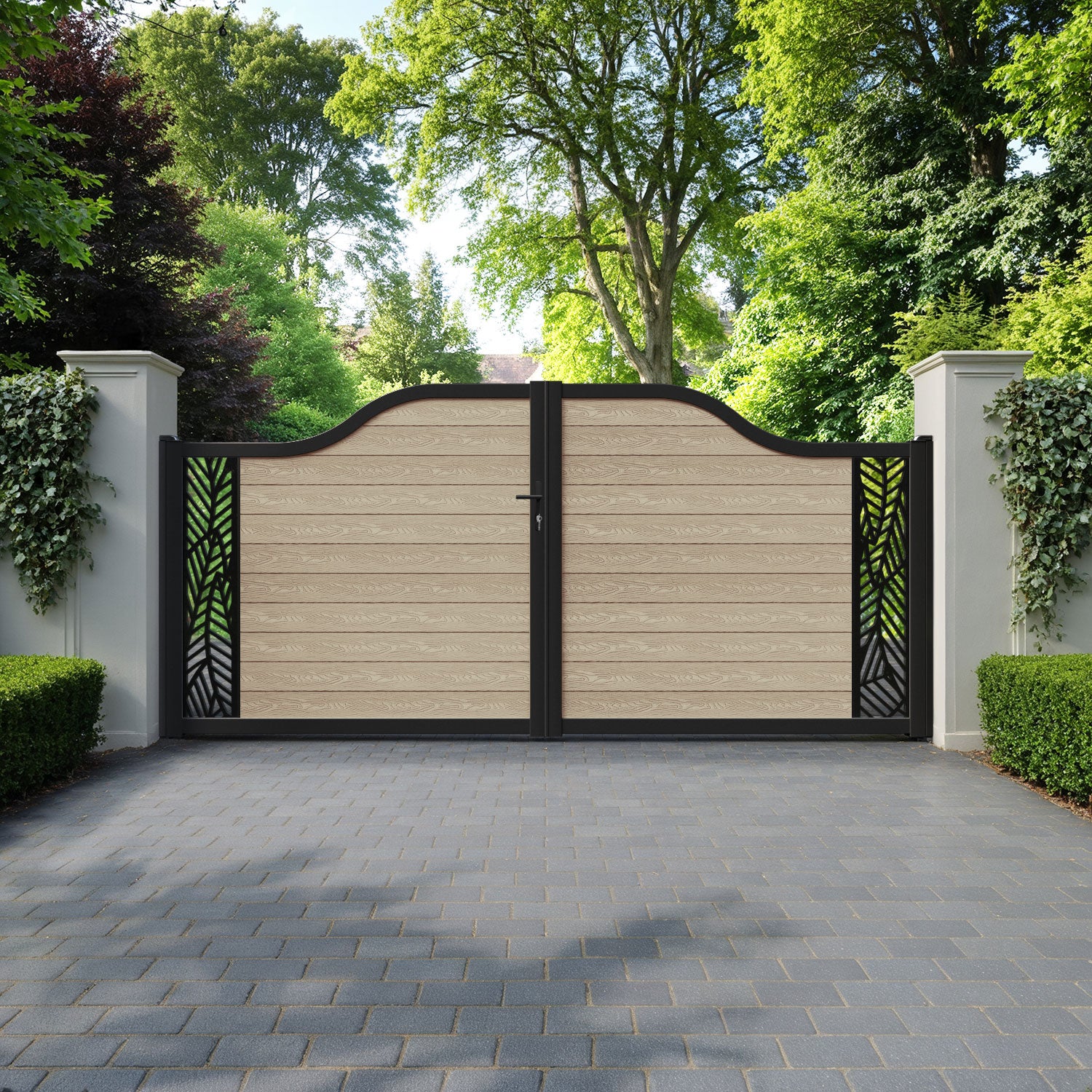 Classic Habitat Curved Top Driveway Gate - Light Oak - End Screen