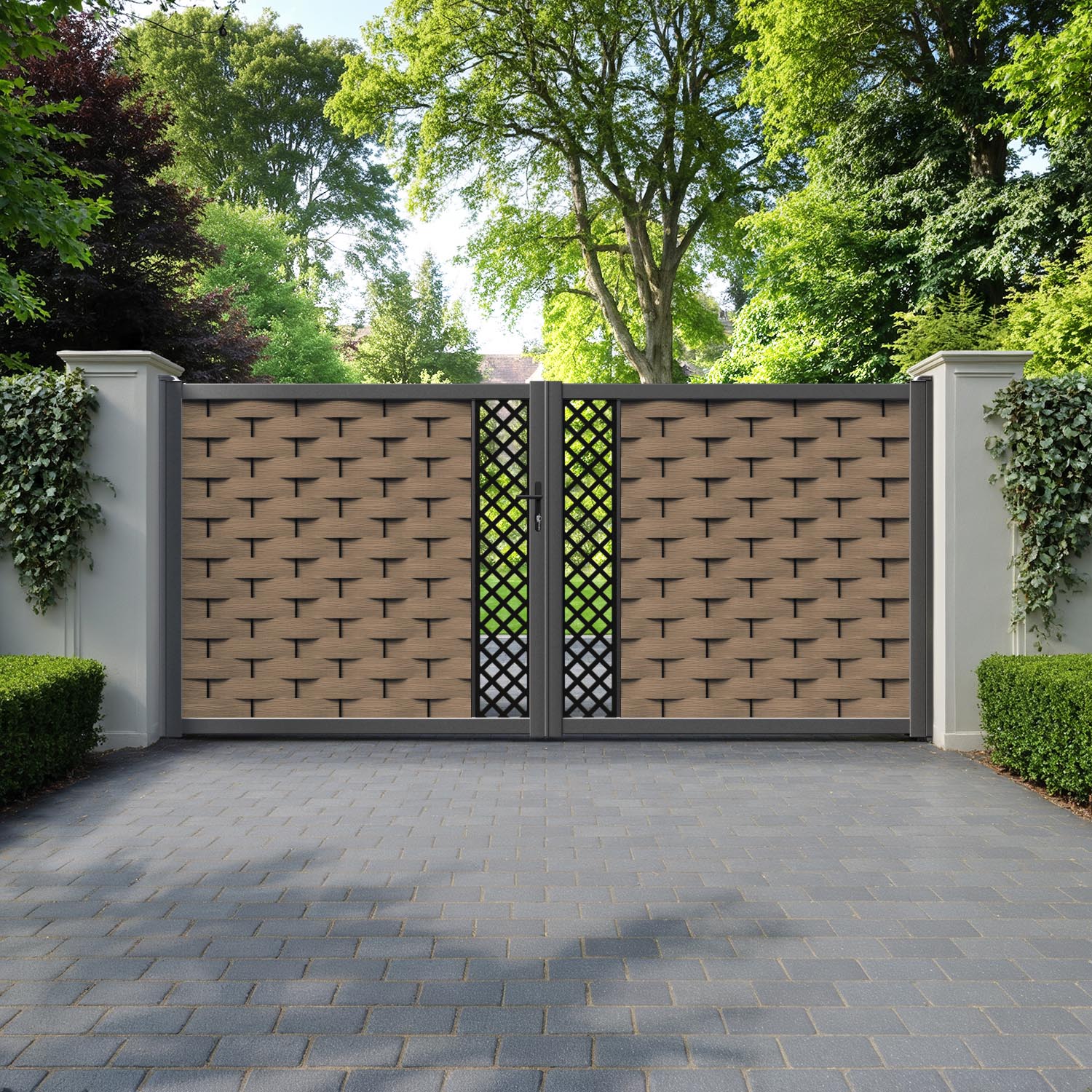 Ripple Hive Straight Top Driveway Gate - Teak - Middle Screen