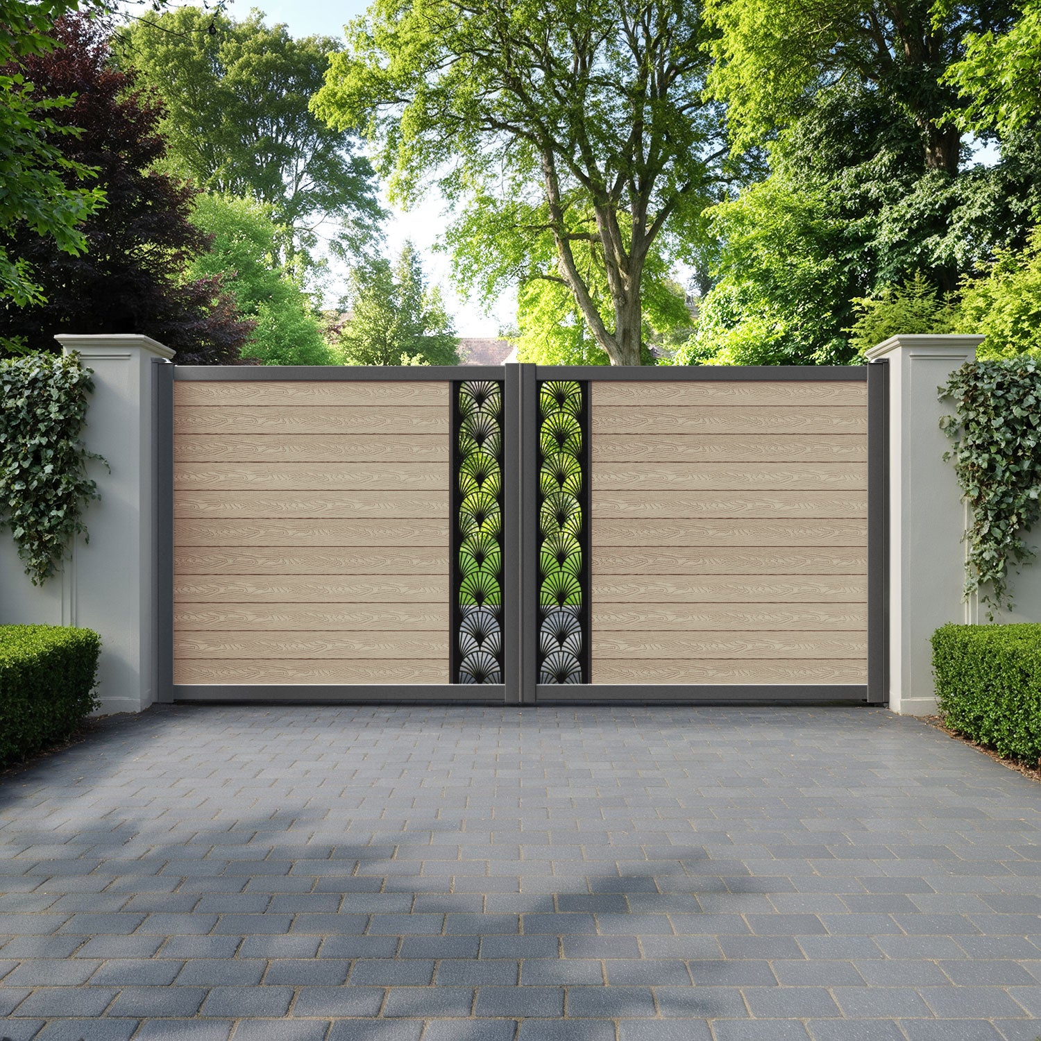 Classic Laurel Straight Top Driveway Gate - Light Oak - Middle Screen
