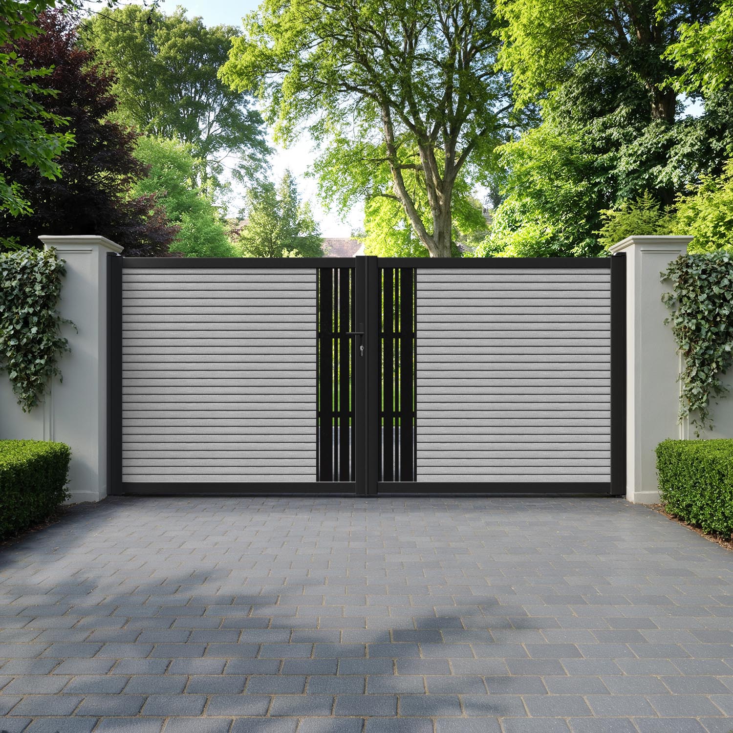 Hudson Linea Straight Top Driveway Gate - Light Grey - Middle Screen